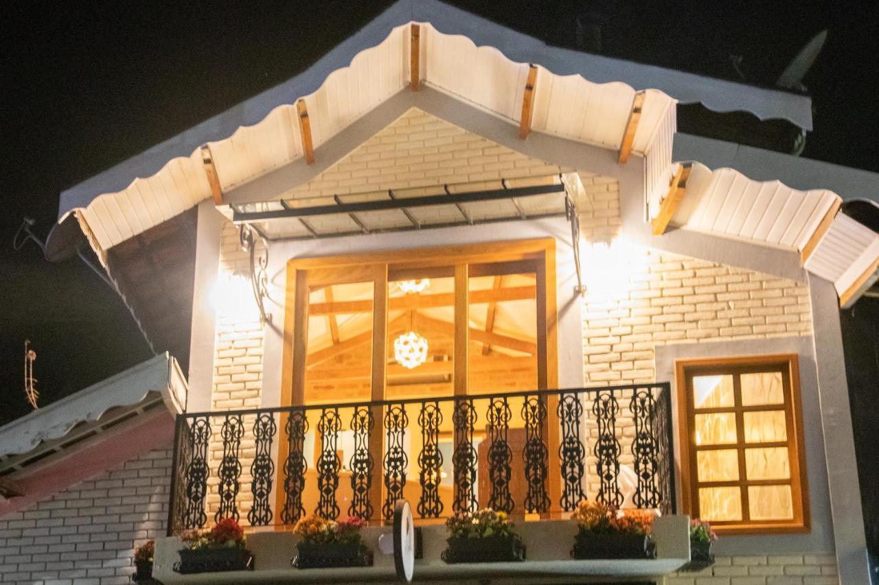 Mantiqueira Flat Aparthotel ซานโต อังตัวนิโอ โด ปิงญัล ภายนอก รูปภาพ